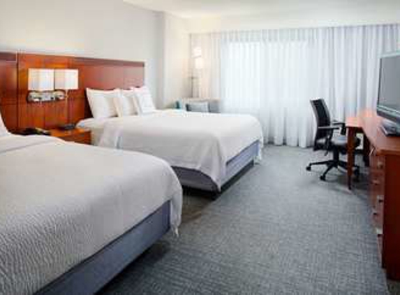 Courtyard by Marriott - Roanoke, VA