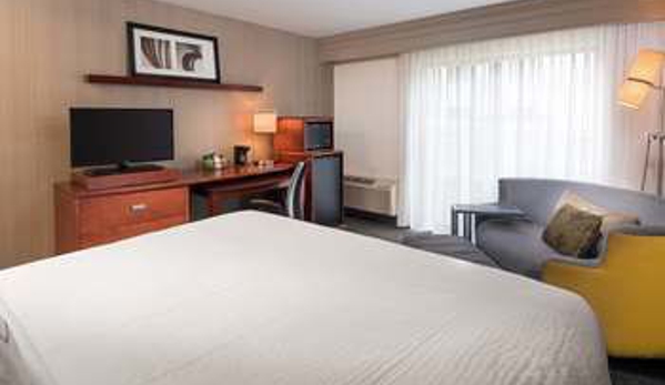 Courtyard by Marriott - Orange, CT