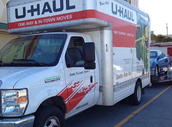 U-Haul Moving & Storage at Candlestick - San Francisco, CA