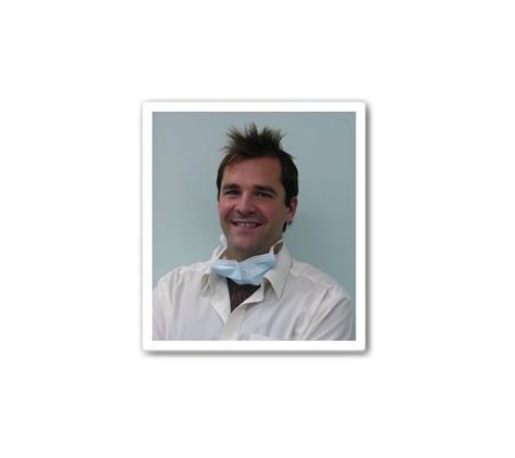Ben Swindley Dental - Mermaid Waters, QLD