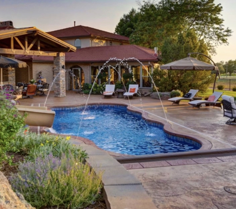 American Luxury Pool Design - Knoxville, TN