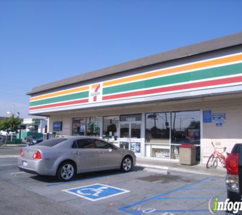 7-Eleven - Bellflower, CA