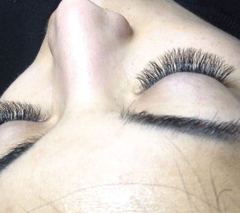 Velvet Lash - Roswell, GA. Eyelash Extension Alpharetta - Velvet Lash