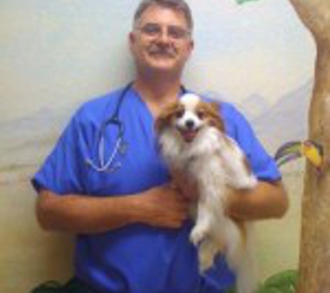Country Club Pet Hospital - Roger E Kendrick DVM - Mansfield, TX