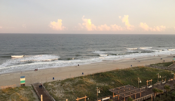 Hampton Inn & Suites Carolina Beach Oceanfront - Carolina Beach, NC