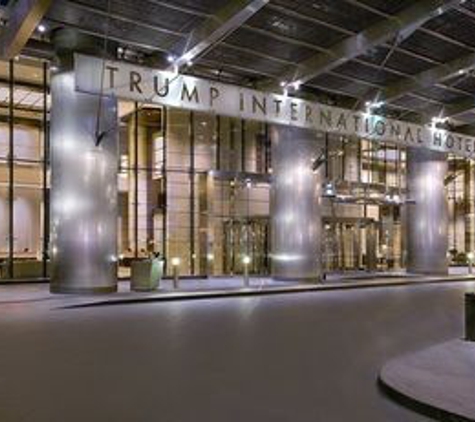 Trump International Hotel & Tower Chicago - Chicago, IL