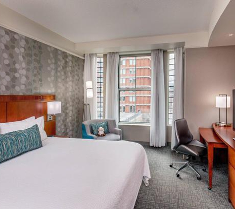 Courtyard by Marriott - Boston, MA