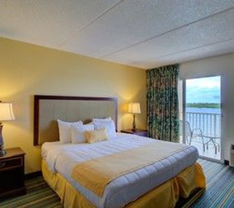 Hutchinson Island Plaza Hotel & Suites - Fort Pierce, FL