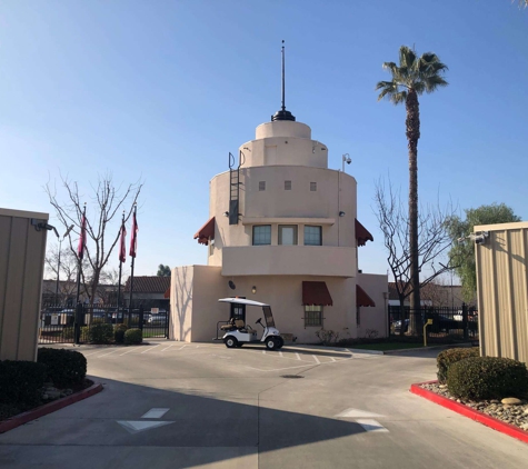 Mayfair Self Storage - Fresno, CA