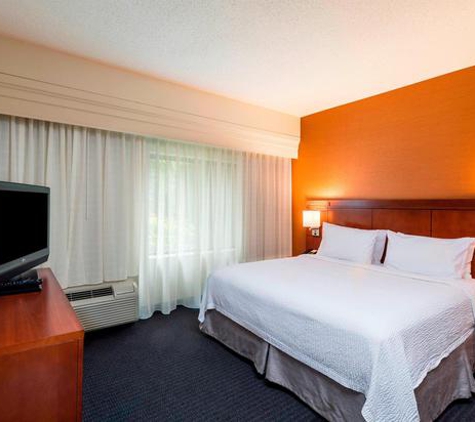 Courtyard by Marriott - Buford, GA