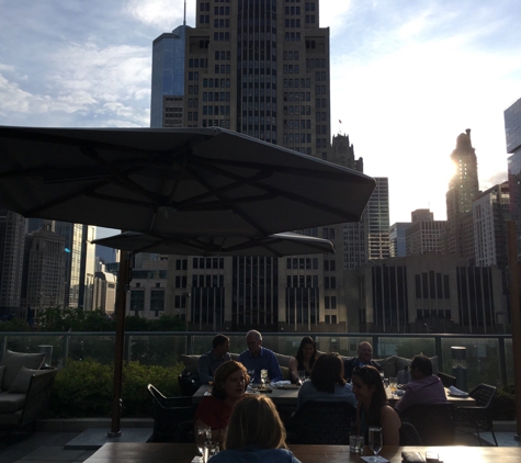 Streeterville Social - Chicago, IL