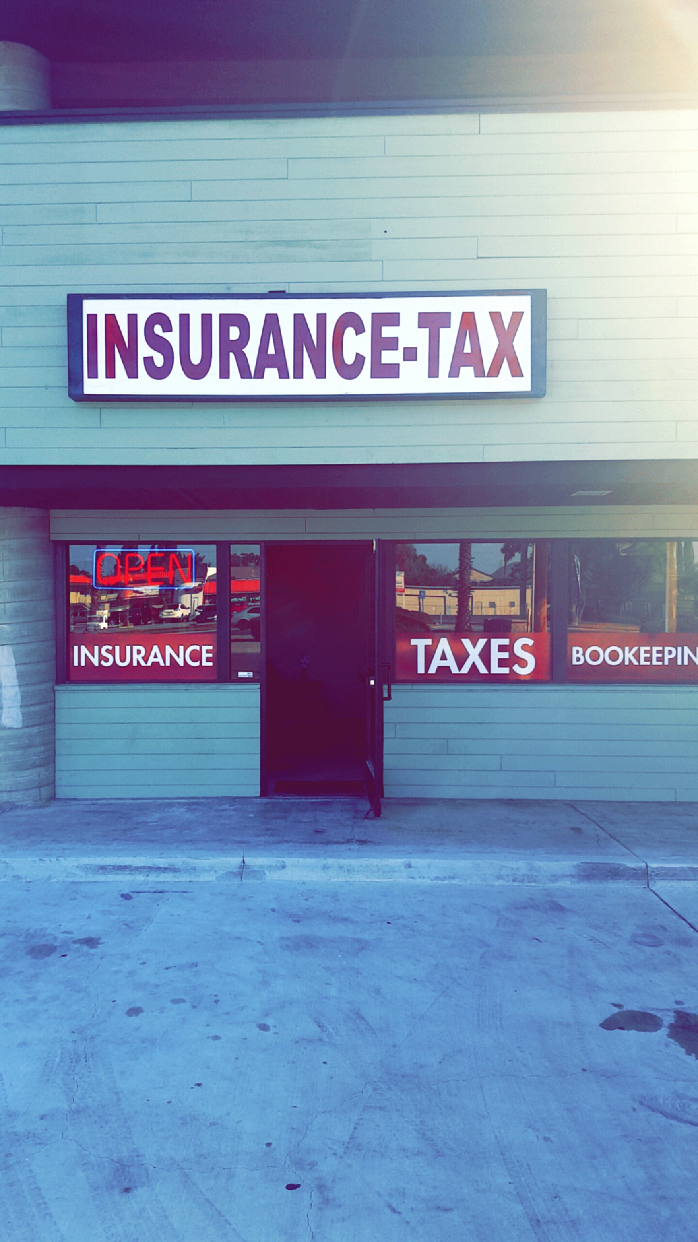 Olmedo Insurance Agency - Riverside, CA 92505