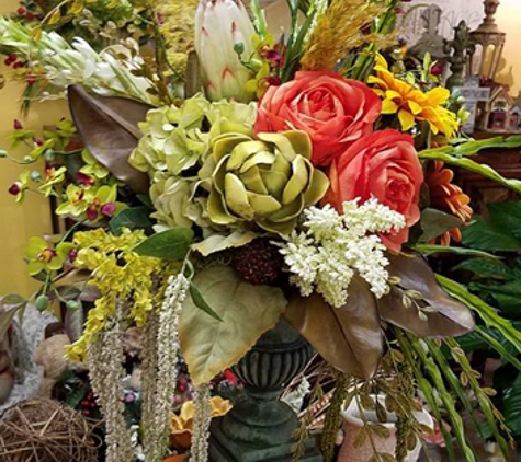 Delma's, The Flower Booth - St Petersburg, FL