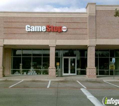 GameStop - Plano, TX