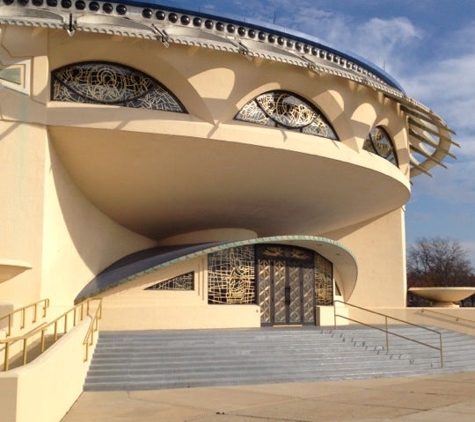 Annunciation Greek Orthodox Church - Wauwatosa, WI