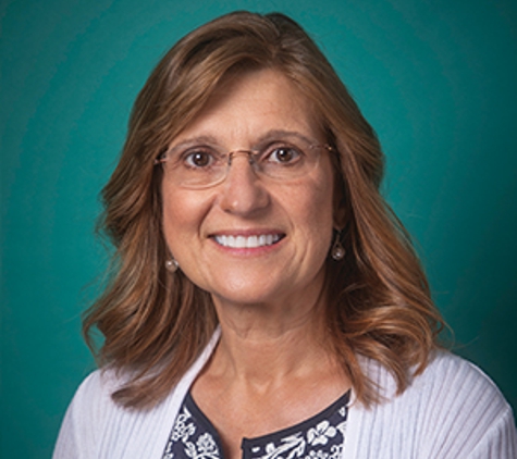 Lisa Kowalski, MD - Effingham, IL