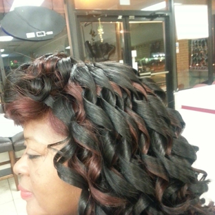 fabulouscity beauty salon - Virginia Beach, VA