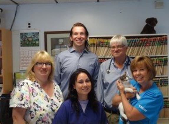 Community Animal Hospital - Broomall - Broomall, PA