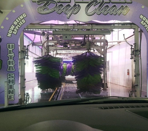 Ultra Clean Express Car Wash - Las Vegas, NV