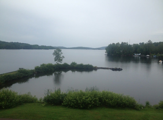 Chalet Moosehead Lakefront Motel - Greenville Junction, ME