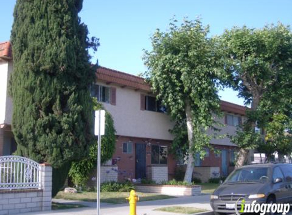 Norwalk Village Apartments - Norwalk, CA