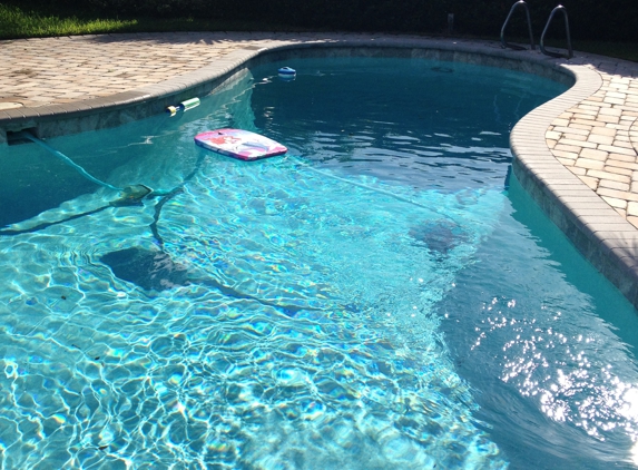 Ashley's Pool Service - Sanford, FL