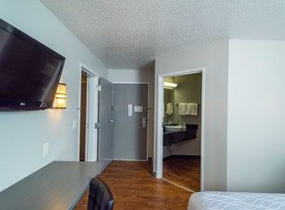 Z Loft Extended Stay Hotel - Saint Robert, MO