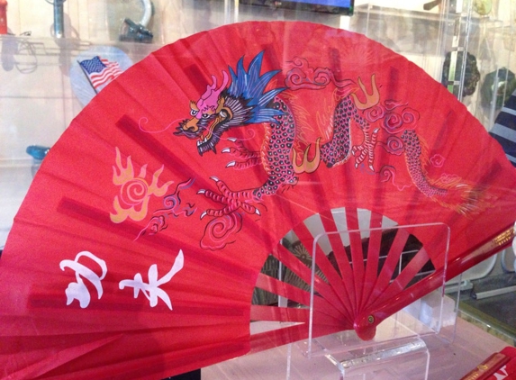 Hand Fan Museum of Healdsburg - Healdsburg, CA