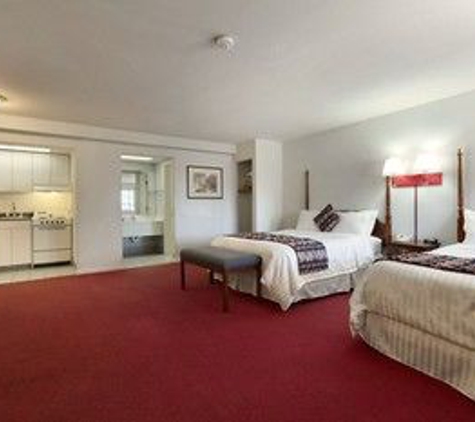 Travelodge by Wyndham Redding CA - Redding, CA