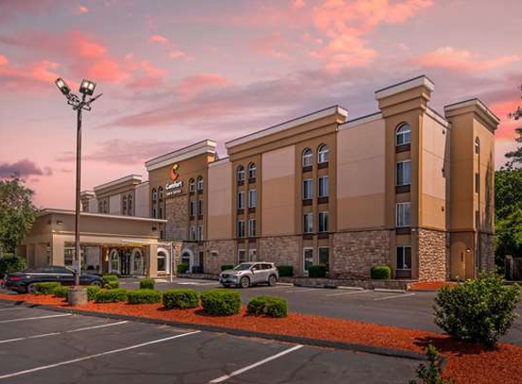 Comfort Inn & Suites East Hartford - Hartford - East Hartford, CT