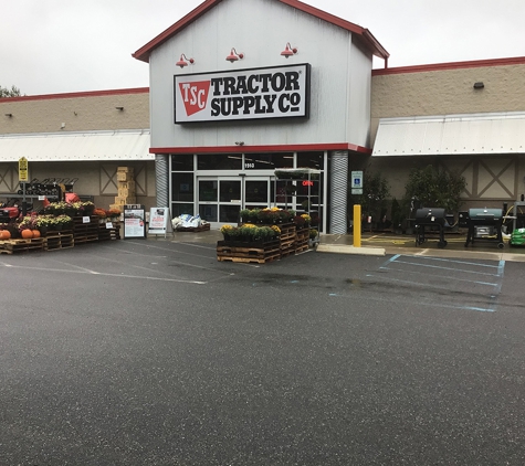 Tractor Supply Co - Millis, MA