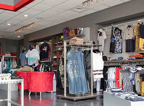 TAGZ Boutique - Manchester, CT