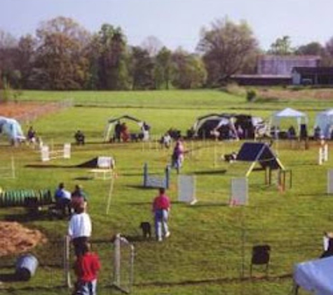 Meadowbrooke Kennel - Knoxville, TN