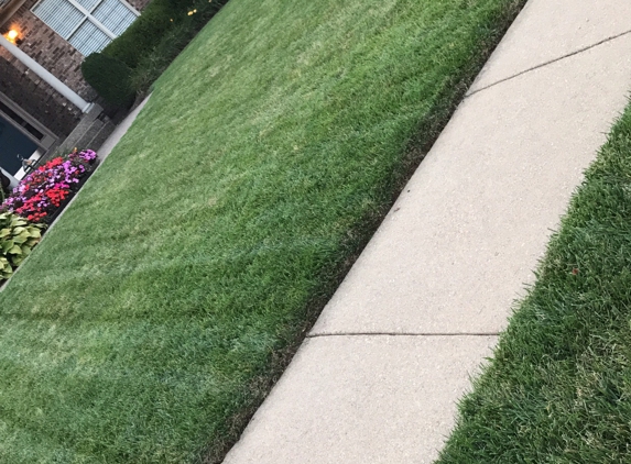 Mow Better Lawnscapes - Louisville, KY