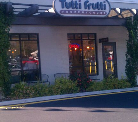 Tutti Frutti Frozen Yogurt - Durham, NC