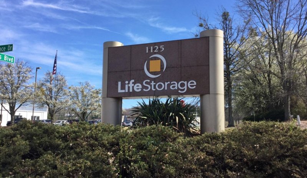 Life Storage - Kennesaw, GA