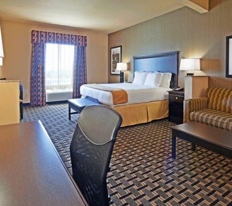 Holiday Inn Express & Suites Ennis - Ennis, TX