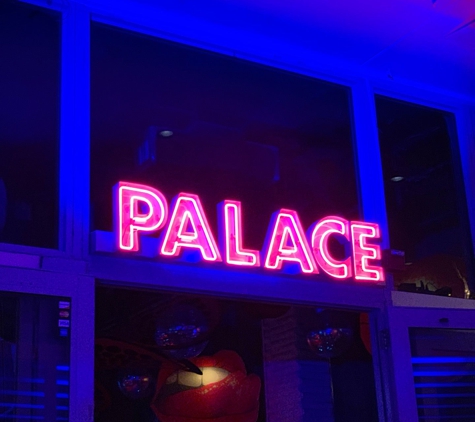 Palace Bar & Restaurant - Miami Beach, FL