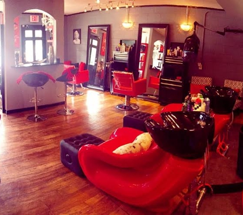 Sparklez Hair Studio & Spa - Hixson, TN