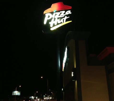 Pizza Hut - Las Cruces, NM