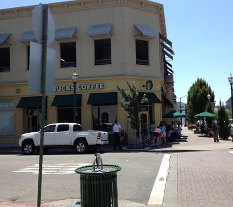 Starbucks Coffee - Walnut Creek, CA