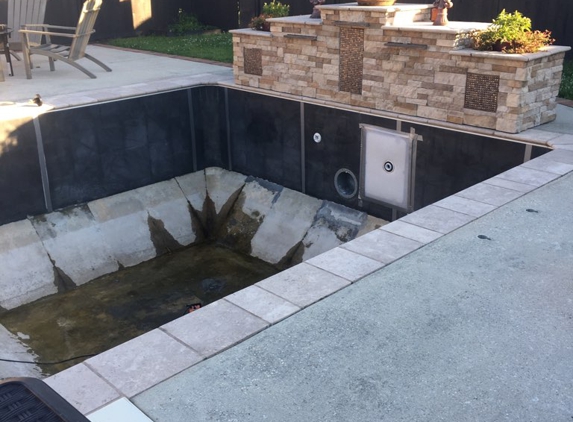 Faceco Handy I - Jackson, MS. Pool linger installation 