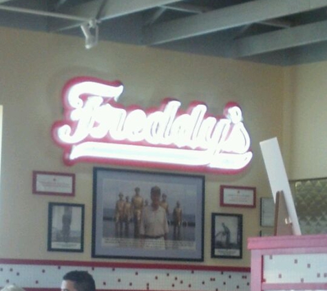 Freddy's Frozen Custard & Steakburgers - Gilbert, AZ