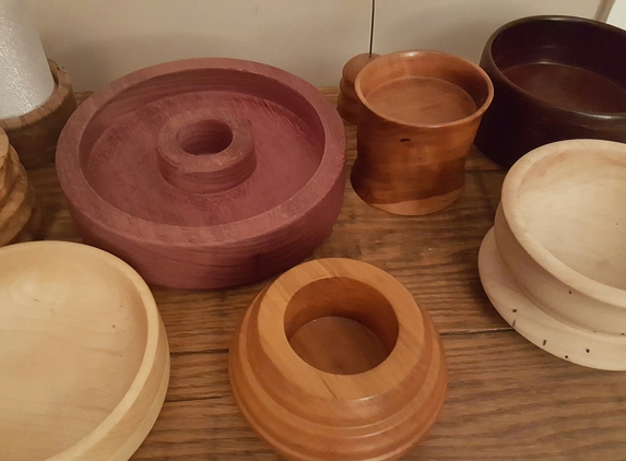 Palms to Palmettos - West Columbia, SC. Handcarved wooden bowls!