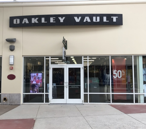 Oakley Vault - Pottstown, PA
