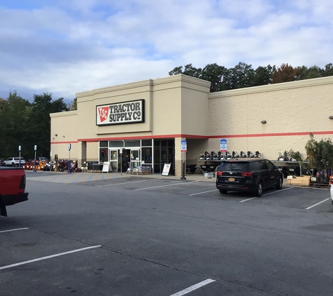 Tractor Supply Co - Halfmoon, NY