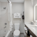Holiday Inn Express & Suites Albuquerque-N. Balloon Fsta Park by IHG - Hotels