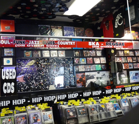 Red Planet Records - Riverside, CA