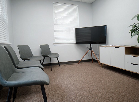 U Shine Dental - Old Town - Alexandria, VA. Waiting area at Alexandria dentist U Shine Dental Old Town