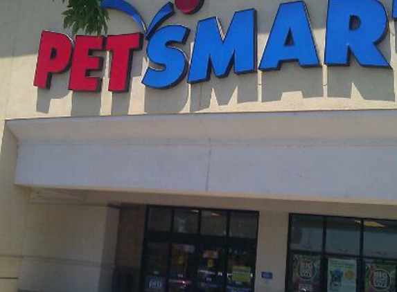 PetSmart - Fresno, CA